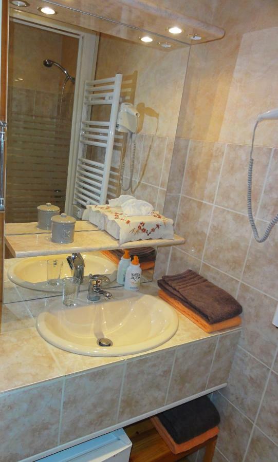 Les Feuillantines Perigord Noir Bed & Breakfast Saint-Cyprien  Dış mekan fotoğraf